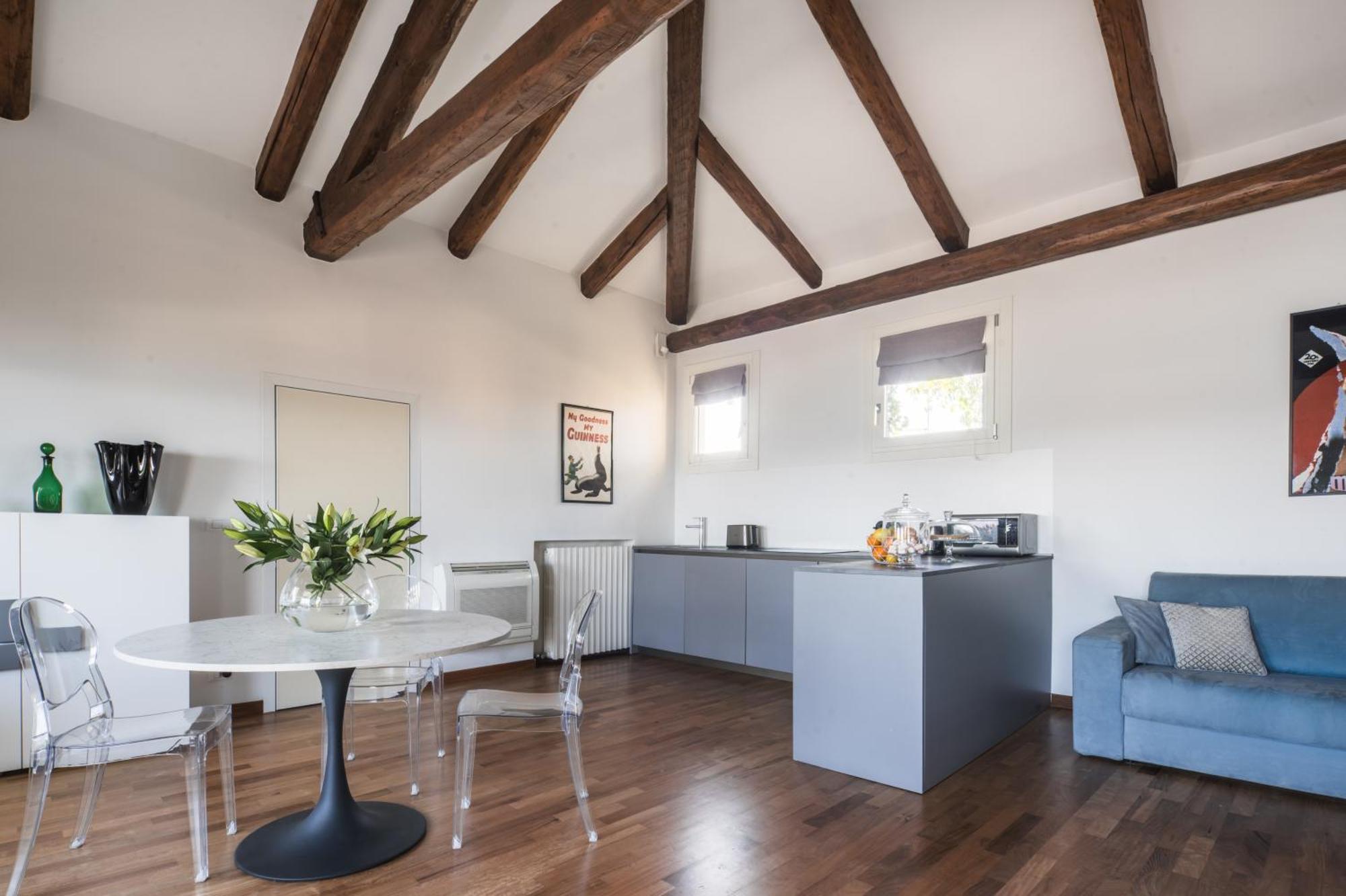 Attic Boutique San Marco R&R Apartment Venesia Bagian luar foto