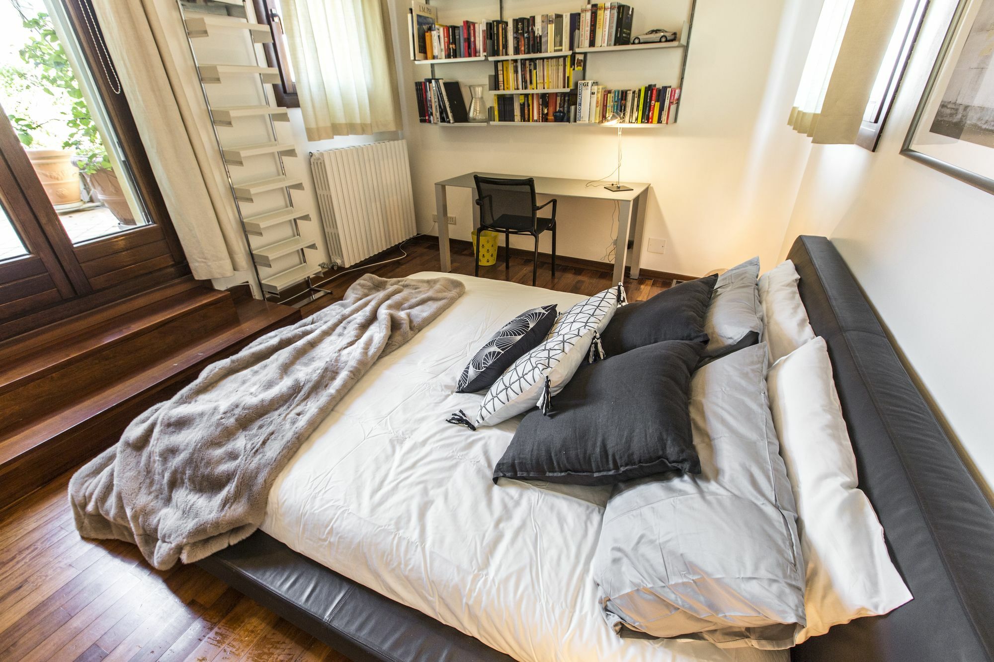 Attic Boutique San Marco R&R Apartment Venesia Bagian luar foto